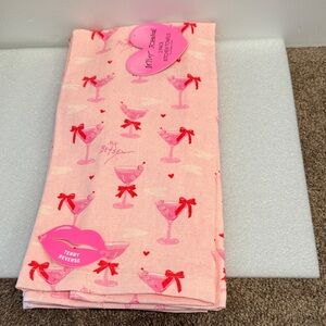 Betsey Johnson Pink Cocktail Print Kitchen Towels set of 2 NWT